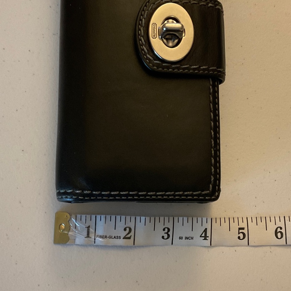 COACH Vintage Black Leather Turnlock Wallet - Picture 12 of 14